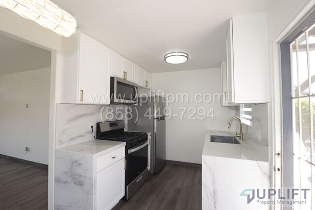Building Photo - House and ADU combined 3 bedrooms!