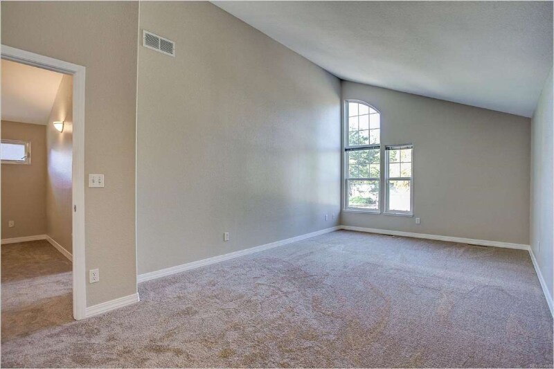 Building Photo - 3220 Pierce St