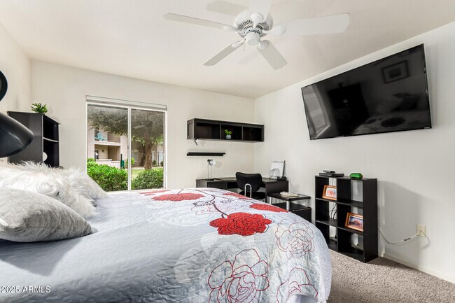 Building Photo - 17017 N 12th St