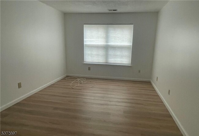 Building Photo - 805 Sunshine Ct