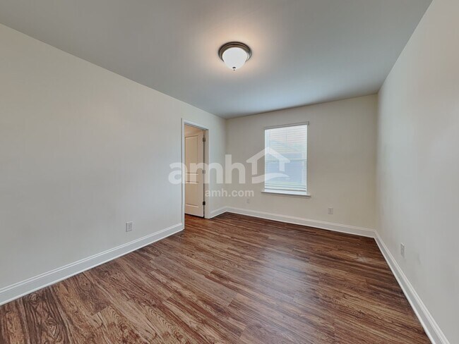 Building Photo - 3264 Brierhill Rd