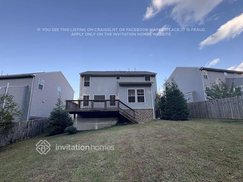 Building Photo - 949 Fairdale Ct