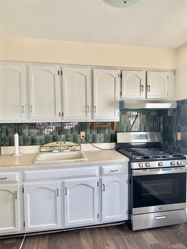 Building Photo - 110 Evergreen Ave