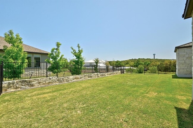 Building Photo - 4809 Serene Hills Dr