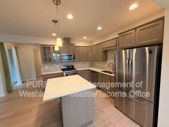 Building Photo - 3238 64th Ln SW