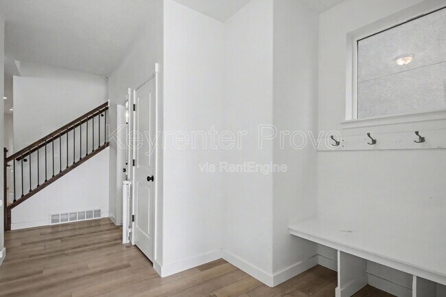 Building Photo - 4152 E Bonne Vista Dr