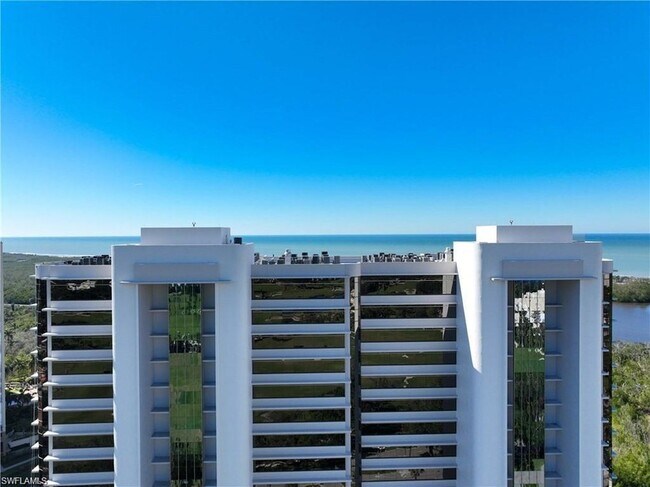 Building Photo - 6825 Grenadier Blvd