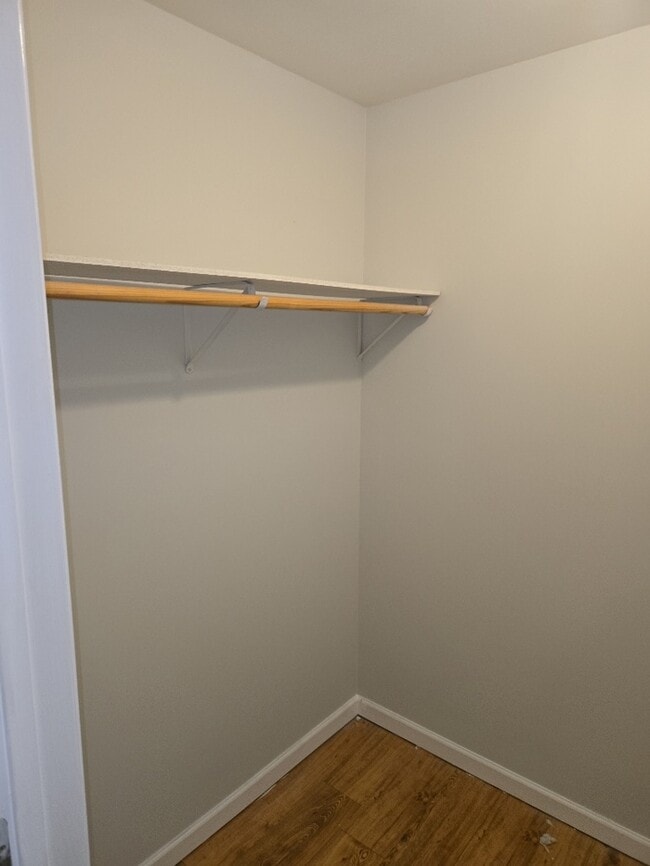 Building Photo - 106 Graycliff Ct
