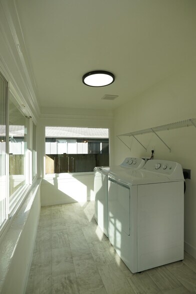 Building Photo - 2922 S Adams St