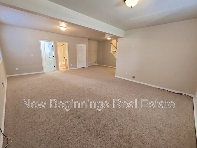 Building Photo - 8742 Stony Creek Dr