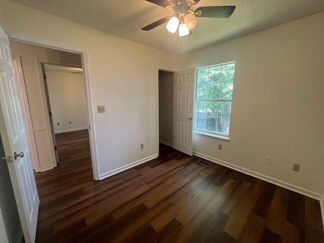 Building Photo - 1023 Yellowhammer Ln