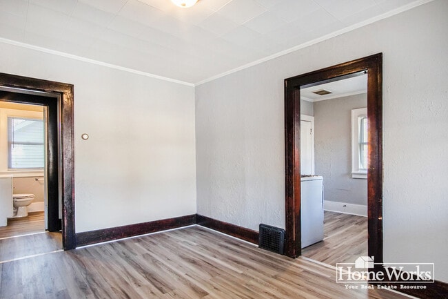 Building Photo - 3610 Vine St