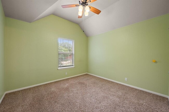 Building Photo - 1006 Shadow Valley Cove