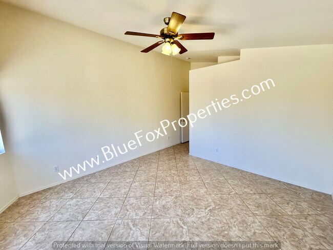 Building Photo - 2578 W Bluffs Peak Ct