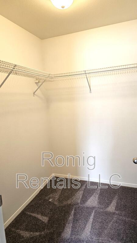 Building Photo - 6709 NE 55th St