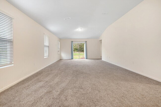 Building Photo - 22 Caminha Rd