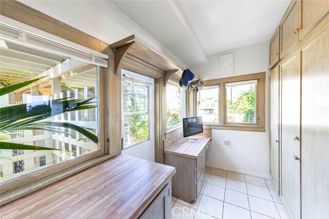 Building Photo - 1051 Marine Dr