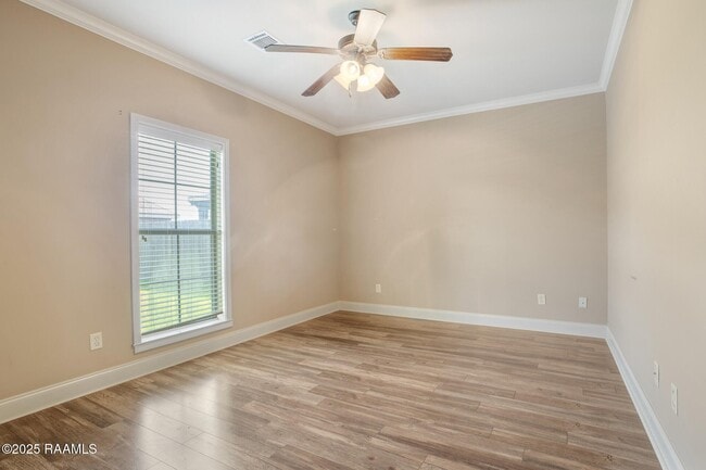 Building Photo - 201 Sandhill Crane Dr