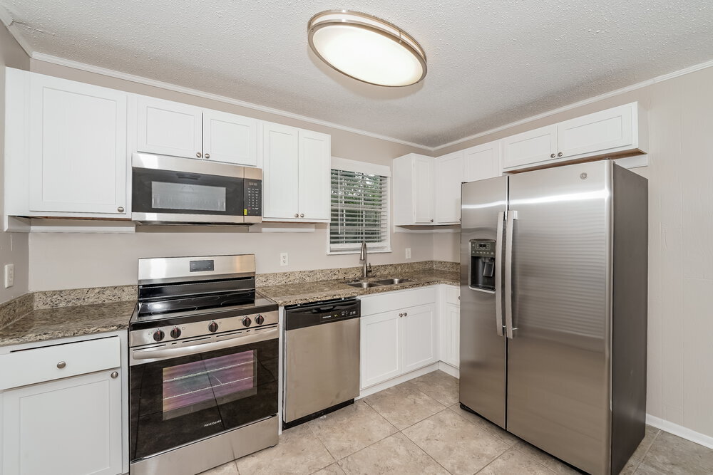 Building Photo - 5064 Darlene Dr