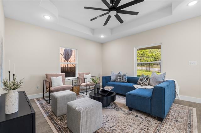 Building Photo - 907 Colorado River Dr