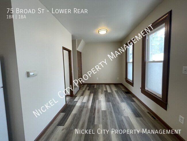 Building Photo - 75 Broad St