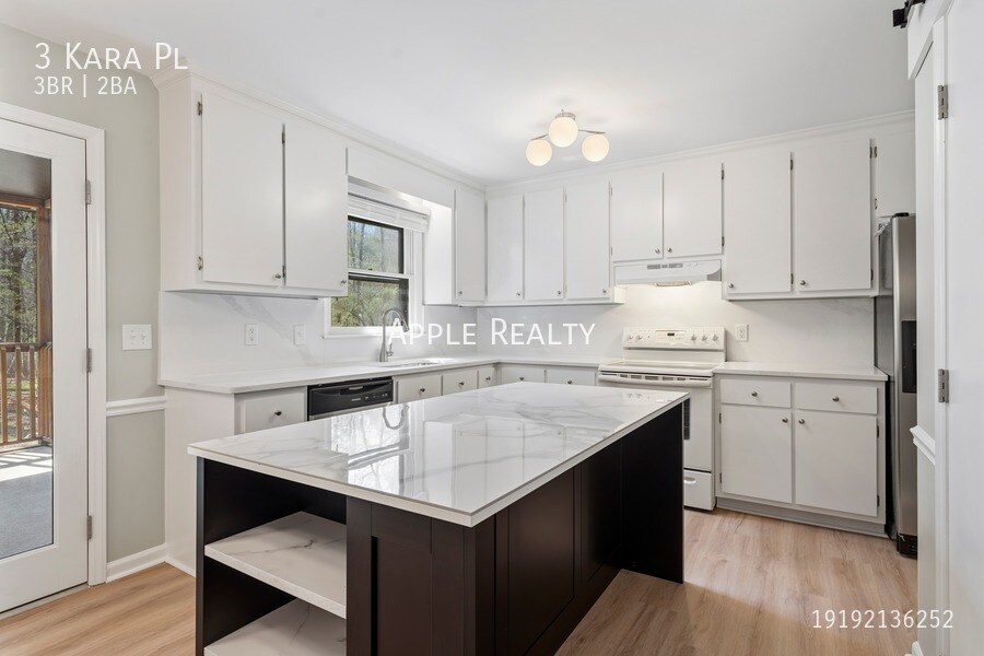 Building Photo - 3 Kara Pl