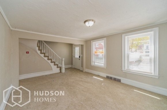 Building Photo - 14 Cross St