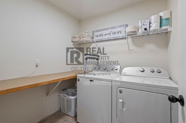 Building Photo - 7235 Andover St