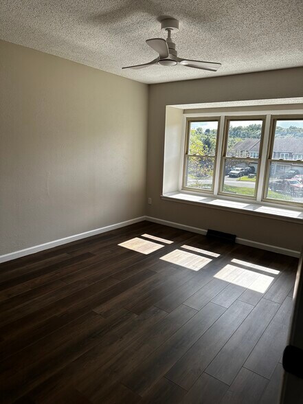 Bedroom 2 - 4B Kimberly Ct