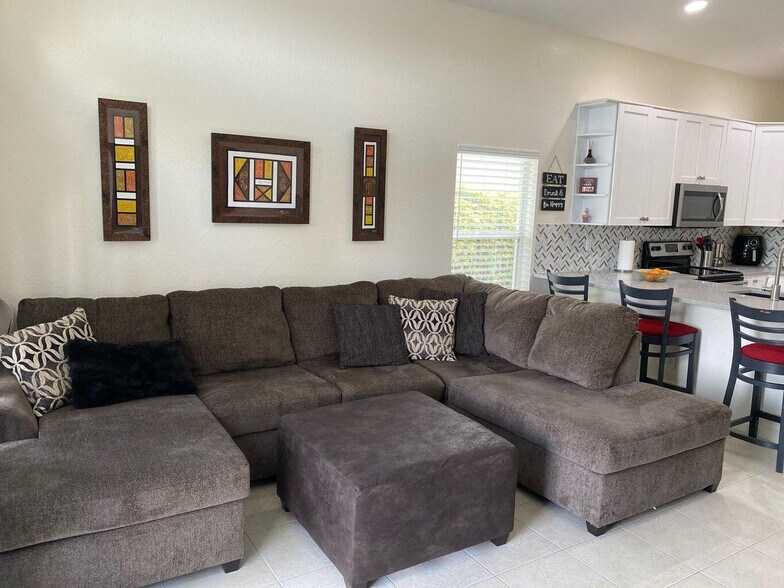 Building Photo - 5308 Moon Shadow Ln