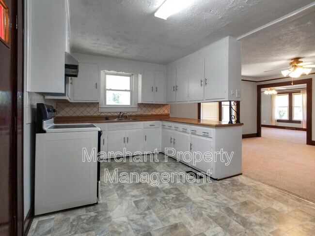 Building Photo - 311 Mc Dowell St