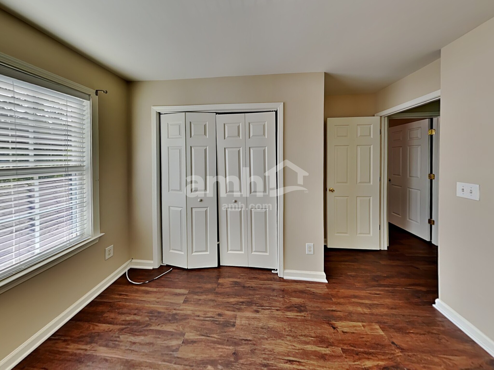 Building Photo - 219 Highland Falls Dr