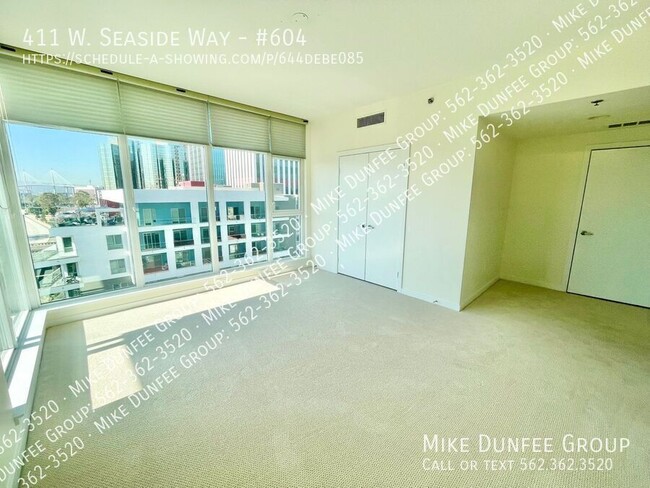 Building Photo - Upgraded 2 Bedroom, 2 Bath, 2 Parking Cond...