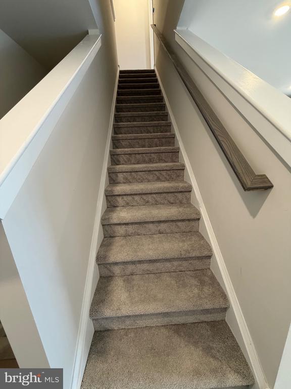 Building Photo - 759 Platinum Dr