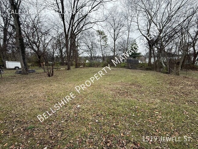 Building Photo - 1519 Jewel St