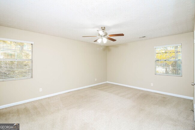 Building Photo - 5850 Bearing Way