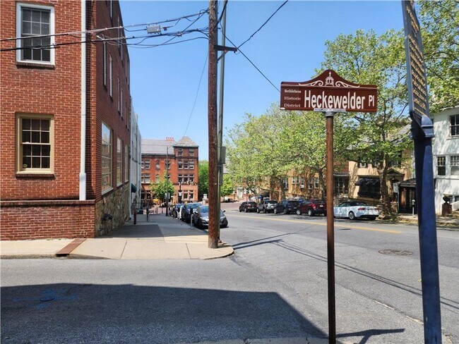 Building Photo - One Bedroom Apartment | Historic Bethlehem