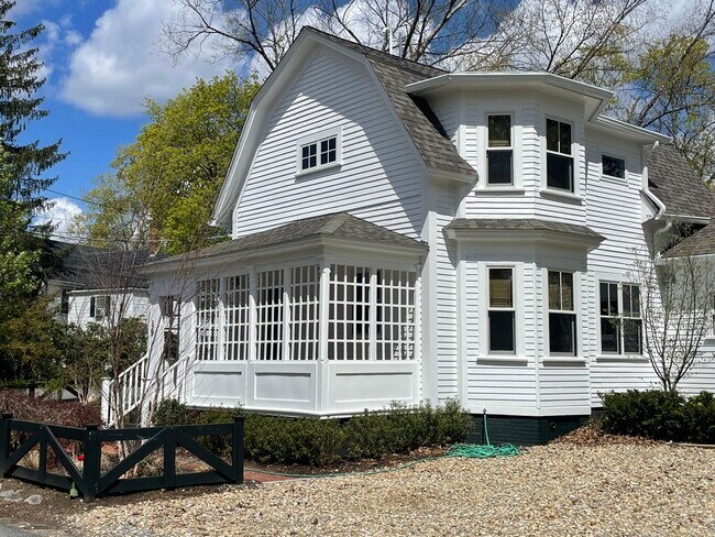 Exterior--entry though porch - 39 Cottage Ln