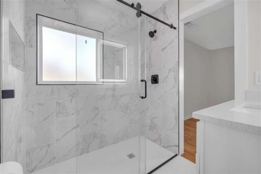 Building Photo - 1427 Lorenzo Dr SW