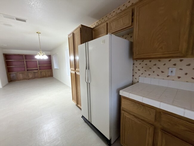 Building Photo - 8232 Fame Ave