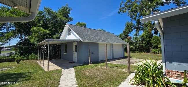 Building Photo - 4556 Cambridge Rd