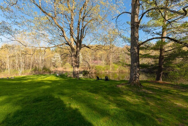 Building Photo - 0 Downing Rd