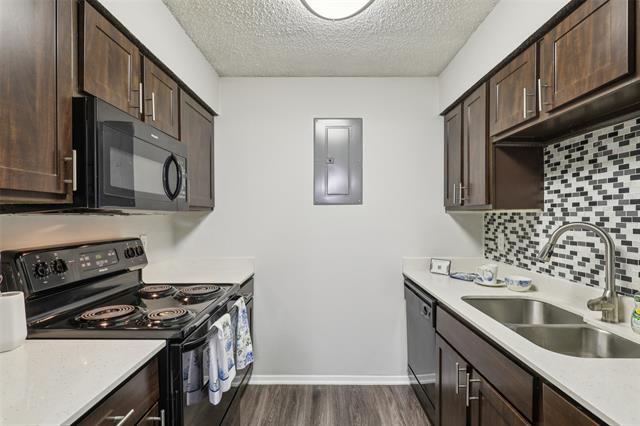 Building Photo - 1910 Joe Ramsey Blvd E