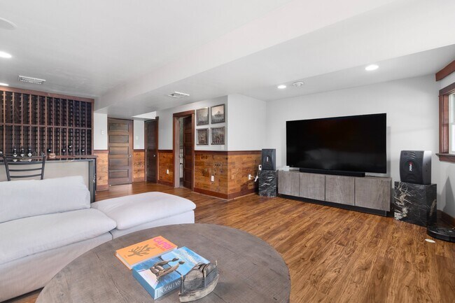 Building Photo - 57 Esmond Ave
