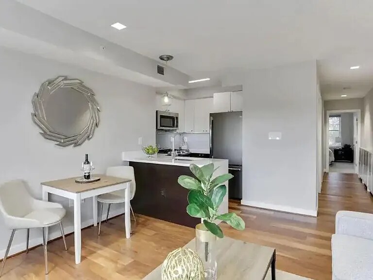 Building Photo - 1710 Gales St NE