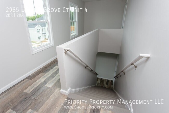 Building Photo - 2985 Locust Grv Ct