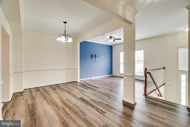 Building Photo - 417 Sparkleberry Terrace NE