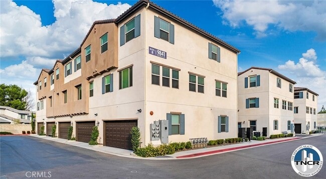 Building Photo - 9841 Alburtis Ave