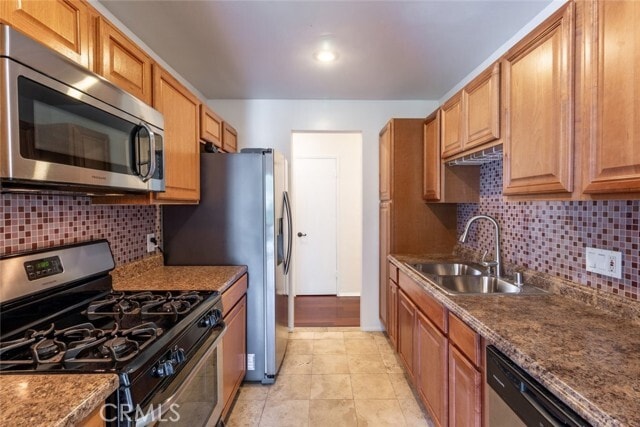 Building Photo - 15344 Weddington St