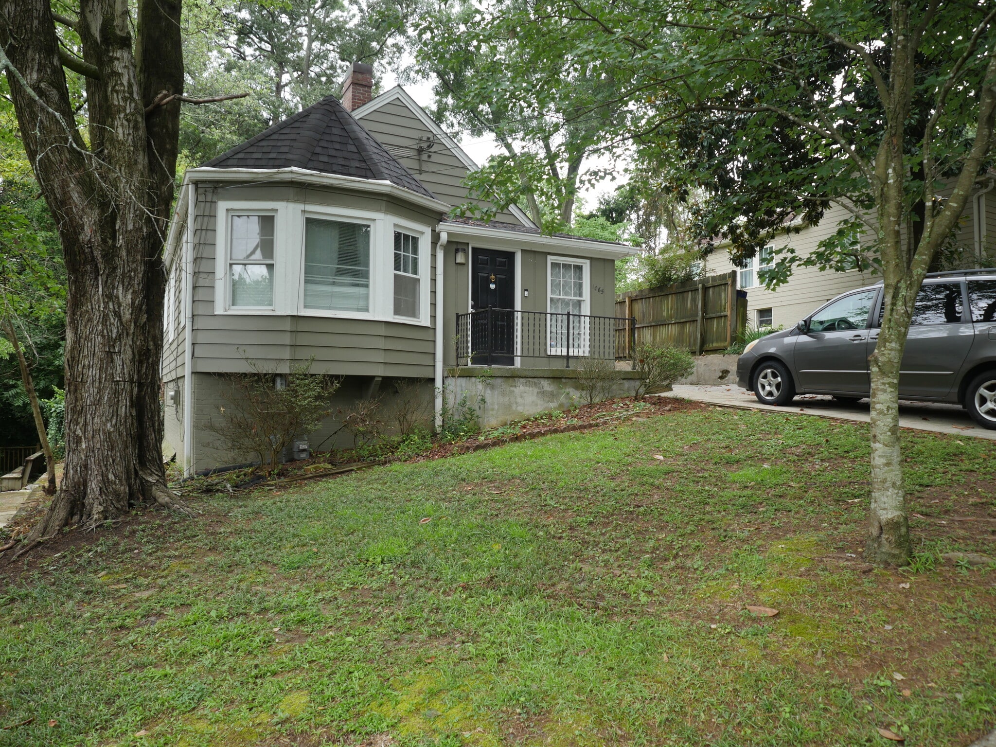 Front of the house - 1065 Atlantic Dr NW
